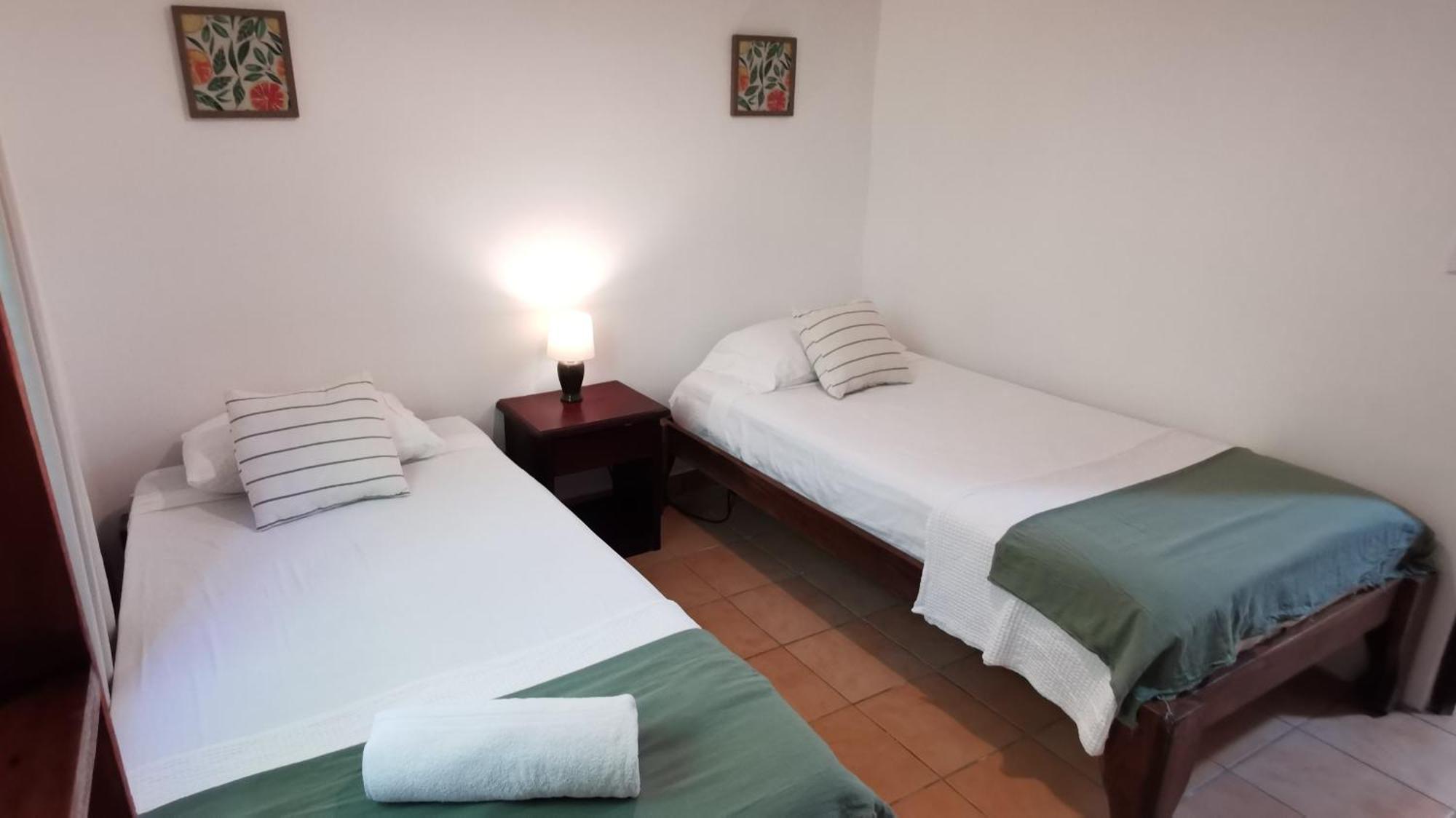 Playa Santa Teresa  Colibri Apartments - 4 Min Walk To The Beach! חדר תמונה